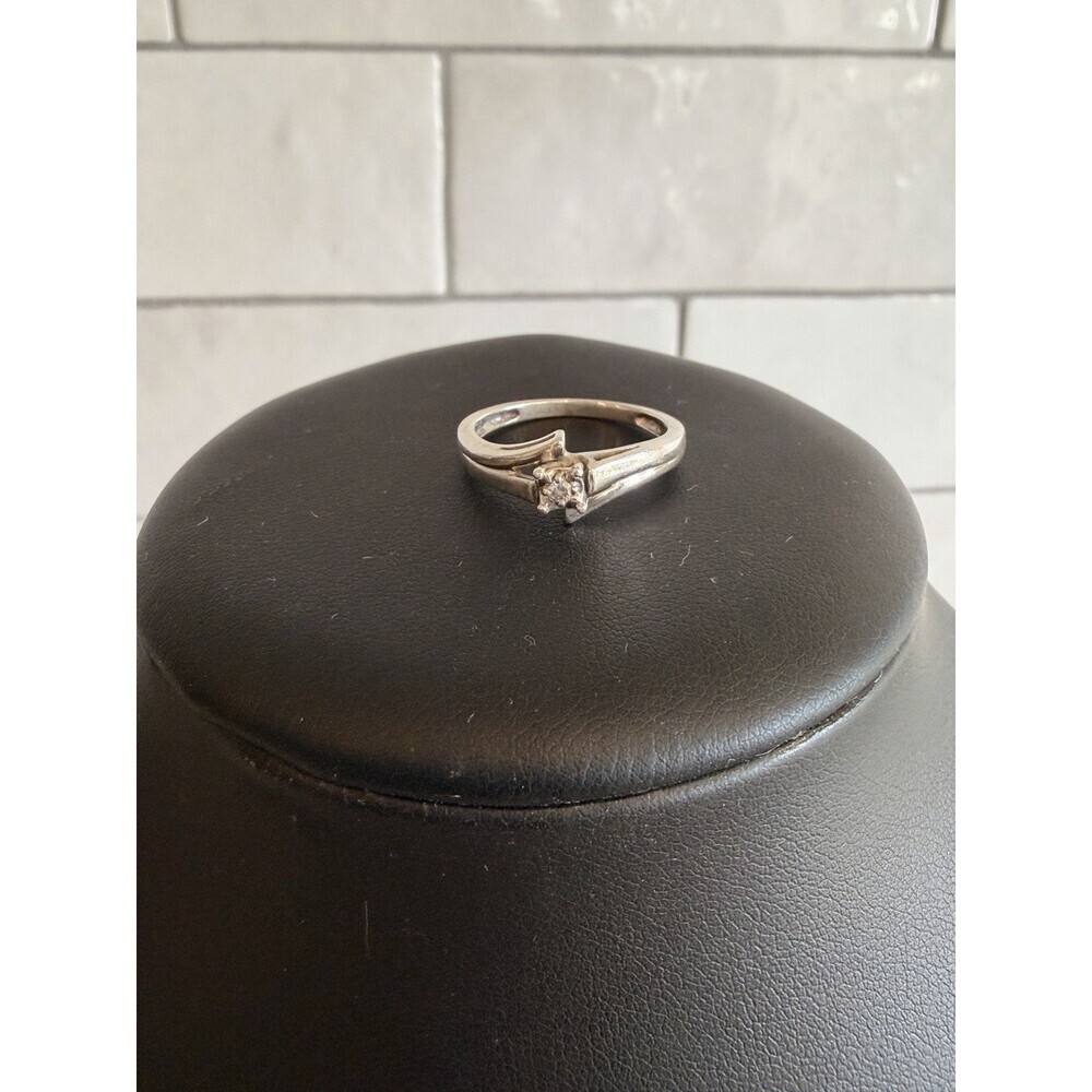 925 Sterling Silver Diamond Crossover Bypass Ring Solitaire Size 8 Engagement